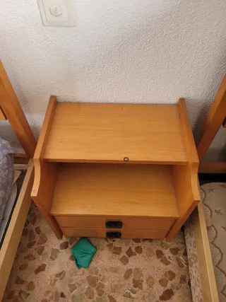 Estructura 2 Camas individuales 90cm madera+mesita