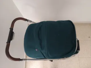 Uppababy Cruz V2 Silla de Paseo + Capazo