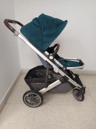 Uppababy Cruz V2 Silla de Paseo + Capazo