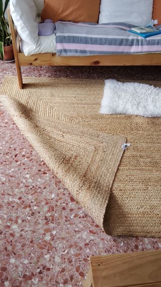 Alfombra de yute beige