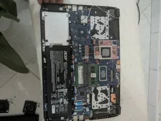 Acer Helios 300 i9 Notebook