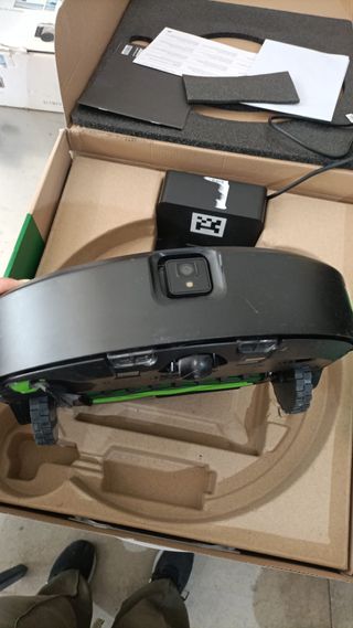 iRobot Robot Aspirador con conexión Wi-Fi Roomba®