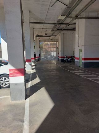 Garaje en venta en Teatinos en Málaga