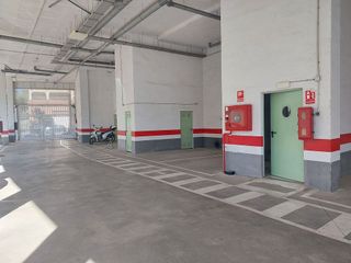 Garaje en venta en Teatinos en Málaga