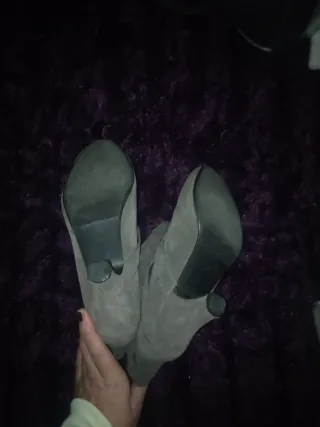 Botines ante gris talla 39