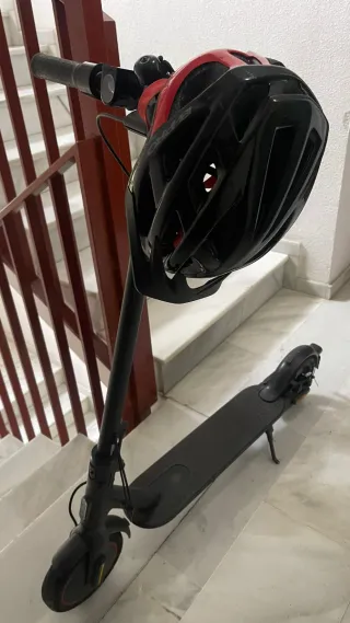 Patinete Xiaomi Mi Pro 2 + Casco