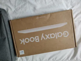 Portátil Galaxy Book2 Go 128/4GB Plateado