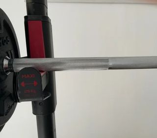 Rack de gimnasio completo con banco