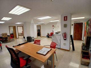 Oficina en venta en Huerta Rosales - Valdepasillas en Badajoz