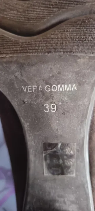 Zapatos Italianos de Salón de Piel Ante Marrones