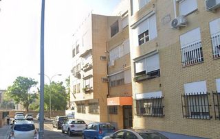 Piso en venta en Poligono Sur - La Oliva - Letanías en Sevilla