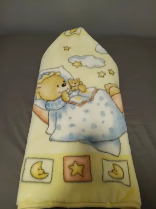 Saco Manta Bebé Amarillo Estrellas