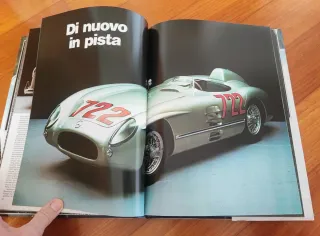 "La storia a colori"Mercedes-Benz