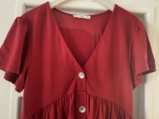 Vestido Mango Rojo Cuello Pico Manga Corta