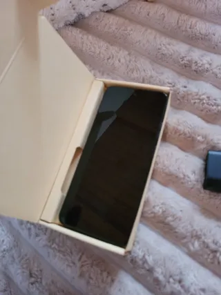 Motorola G35 Teléfono Móvil