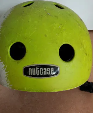 Casco de bici infantil con Bob esponja