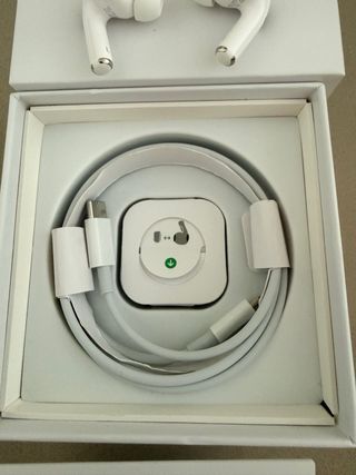 Airpods 2ª Gen Apple Blancos