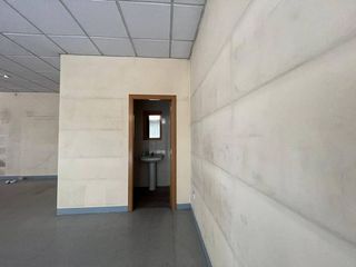 Local comercial en venta en Santa Clara-Caputxins-Hospital en Vic