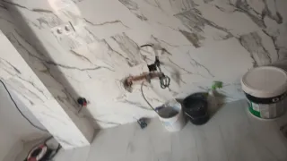 Electricista, Fontanero