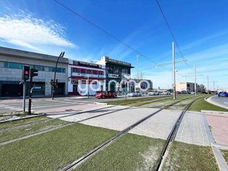 Nave industrial en alquiler en Renfe - Bulevar 1º y 2º Fase en Jaén