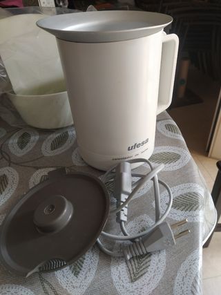 Calentador de leche Ufesa