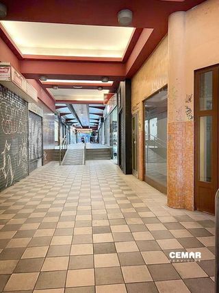 Local comercial en alquiler en Palmera - Dumboa - Arbes en Irun