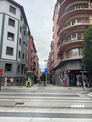 Local comercial en alquiler en Palmera - Dumboa - Arbes en Irun