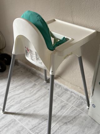 Trona infantil con cojín estampado