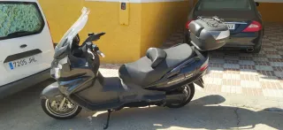 Suzuki Burgman 650 Executive