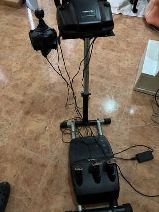 Volante Logitech G29 con Pedales y Palanca