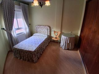 Casa adosada en venta en Santa Cruz - Industria - Polígono Campollano en Albacete