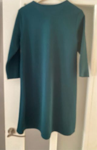 Vestido recto verde botella Stradivarius