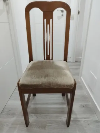 6 Sillas de Madera Marrón