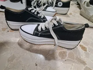Zapatos Converse plataforma negros y blancos