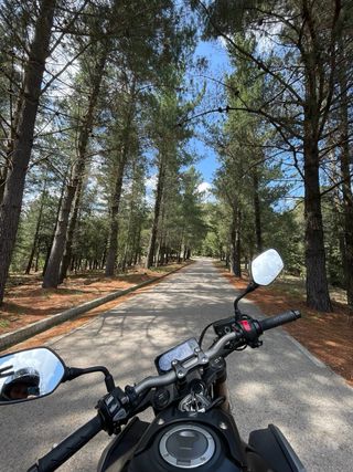 Honda CB650R 17.000km — URGE VENDER - NEGOCIABLE