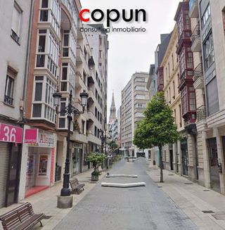 Local comercial en venta en Zona Teatro Campoamor en Oviedo