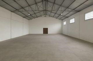 Nave industrial en venta en La Granja-La Colina-Los Pastores en Algeciras