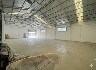 Nave industrial en venta en La Granja-La Colina-Los Pastores en Algeciras