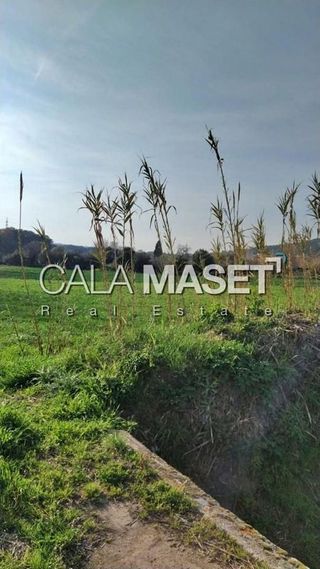 Terreno en venta en Castell d'Aro en Castell-Platja d´Aro