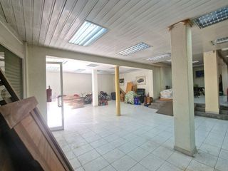 Local comercial en venta en Can Calders - Mas Lluí - Roses Castellbell en Sant Feliu de Llobregat