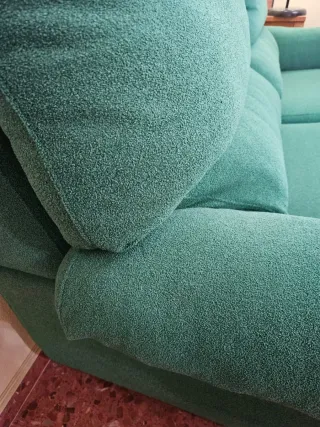 Sofá 3 plazas + sillón relax verde