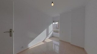 Piso en venta en Torrent Ballester en Viladecans