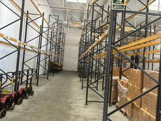 Nave industrial en alquiler en Lavadores en Vigo