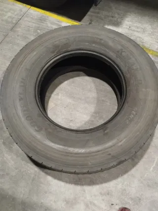 Rueda de camión. Precio por unidad. Solo 3 unidade