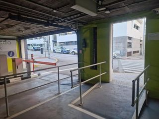 Garaje en alquiler en Cortadura - Zona Franca  en Cádiz