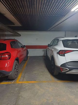 Garaje en alquiler en Santa Cruz - Industria - Polígono Campollano en Albacete