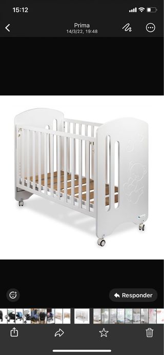 Cuna de madera blanca con ositos