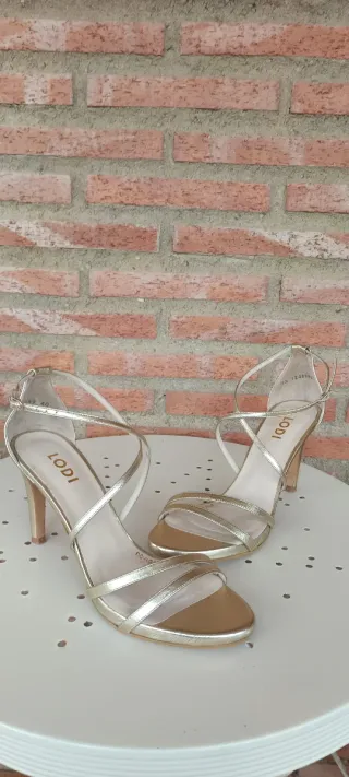 Sandalias LODI Piel Dorada Talla 40