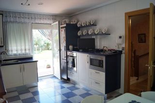 Casa adosada en venta en Las Eras de Renueva en León