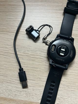 Garmin VÍVOACTIVE 4S GPS